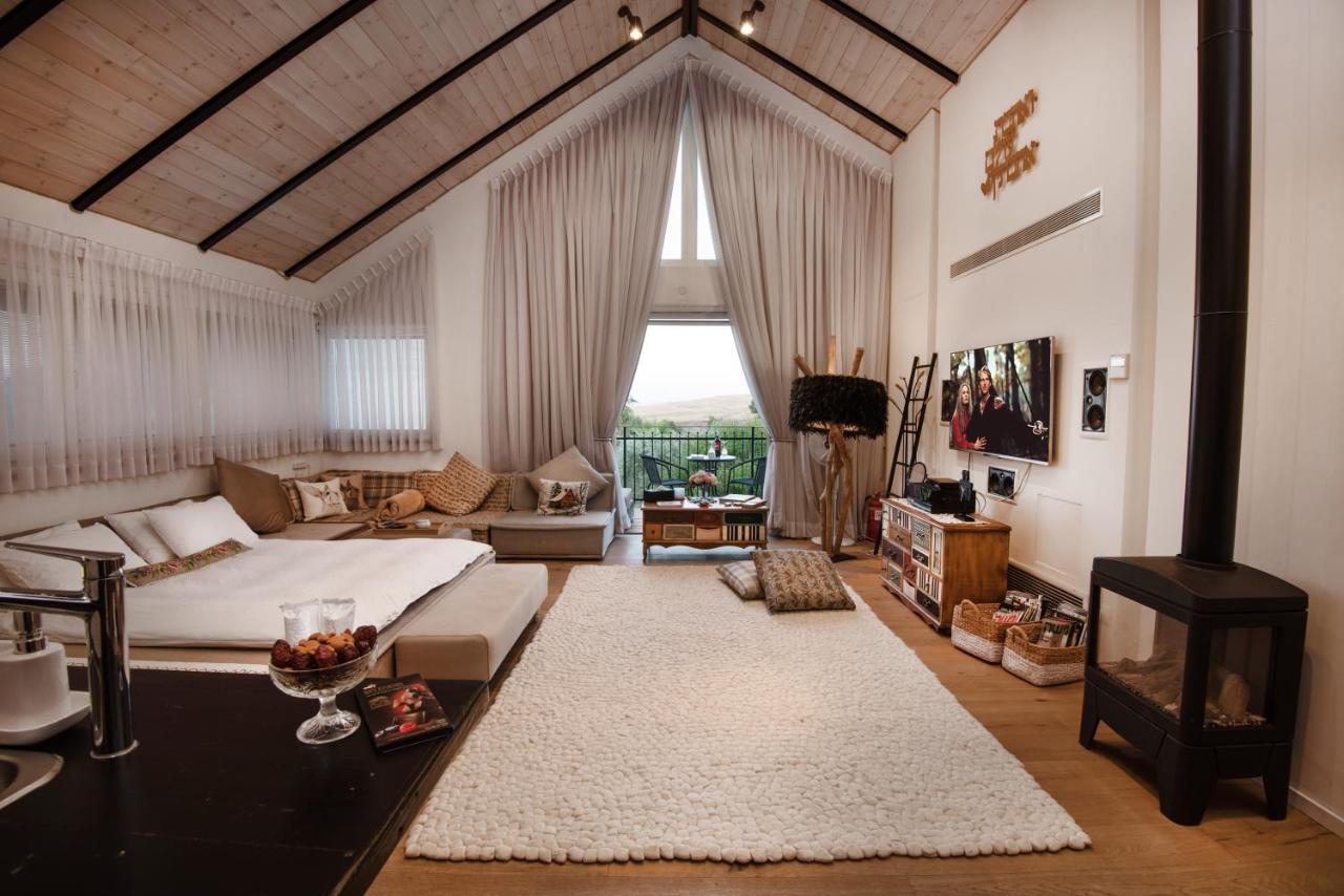 4 Elements צימר ארבעת היסודות Rosh Pinna Exterior foto