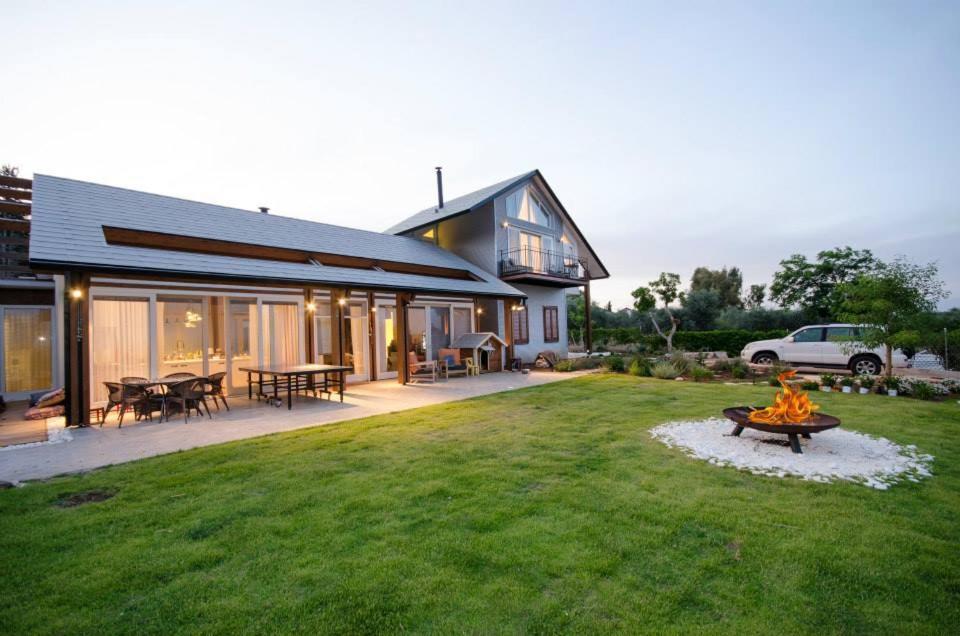 4 Elements צימר ארבעת היסודות Rosh Pinna Exterior foto